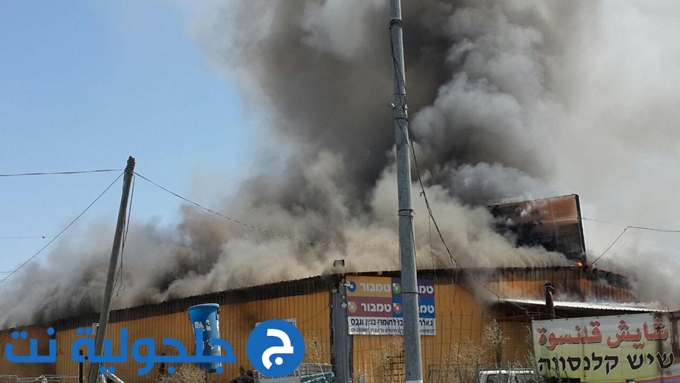 إصابة خطيرة إثر حريق في مصنع في قلنسوة 